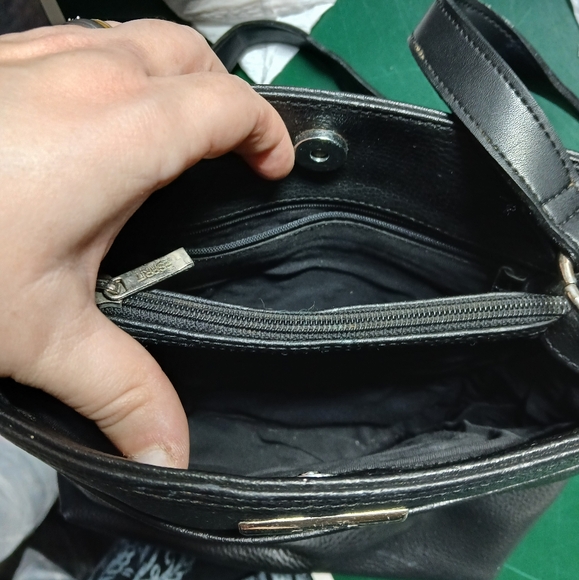 Esprit Black Leather Crossbody Bag - Picture 4 of 4